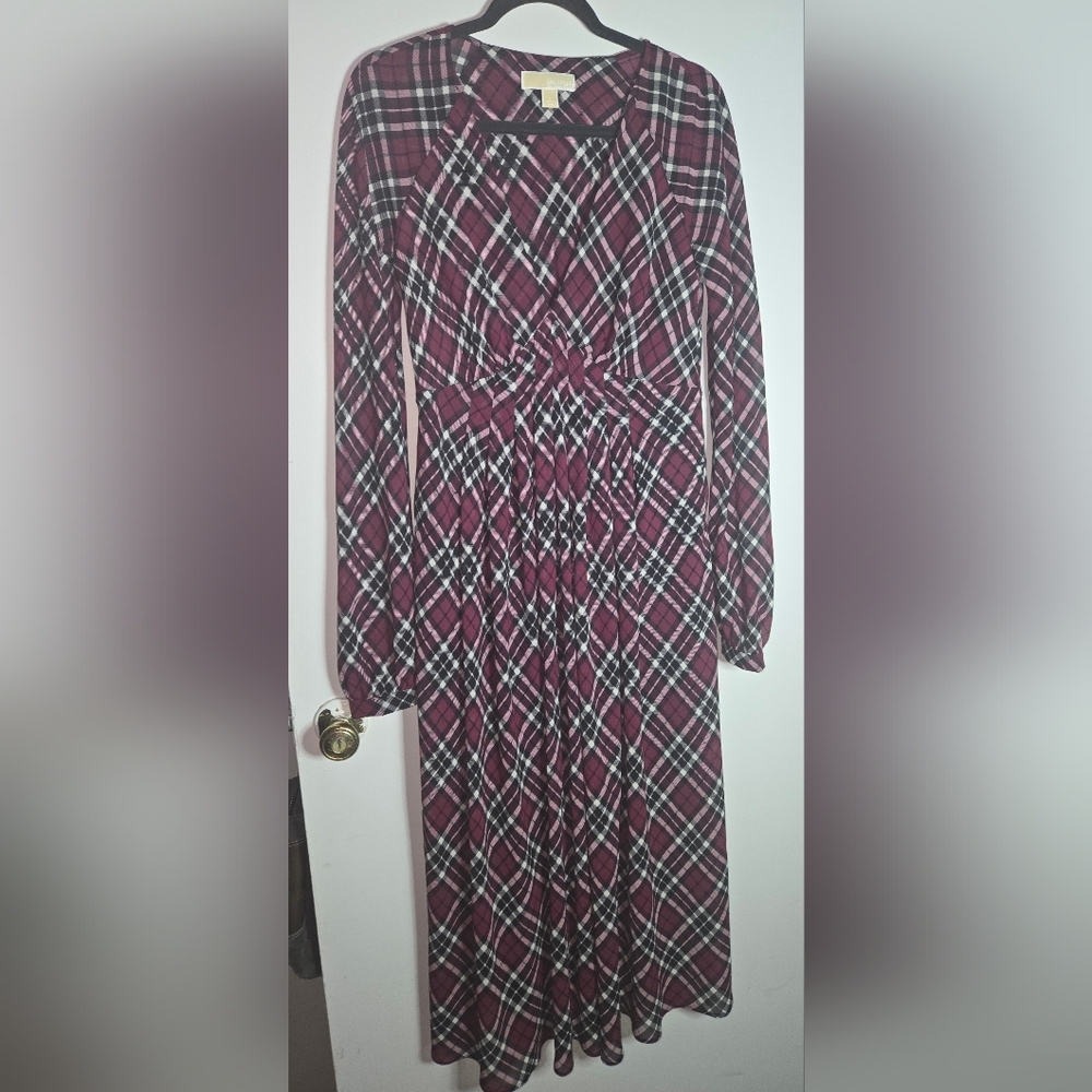 Michael Kors Wine Checkered Long Sleeve Dress - Picture 3 of 9